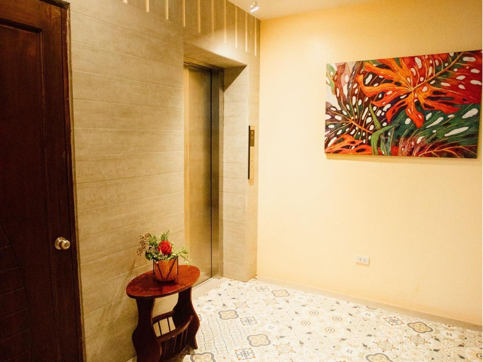 Arc Homes Hotel Panglao Powered By Cocotel Exterior foto